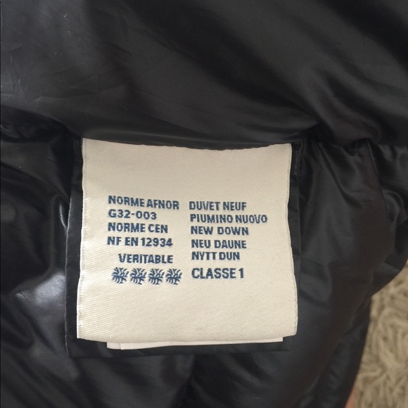 NFS—Moncler Doudoune Legere size 3 - Picture 5 of 10